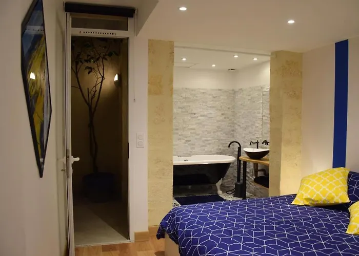 2 Climatise Triangle D'or Apartment